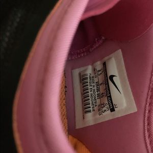 Nike work out athletic shoes. Women’s size 8.5